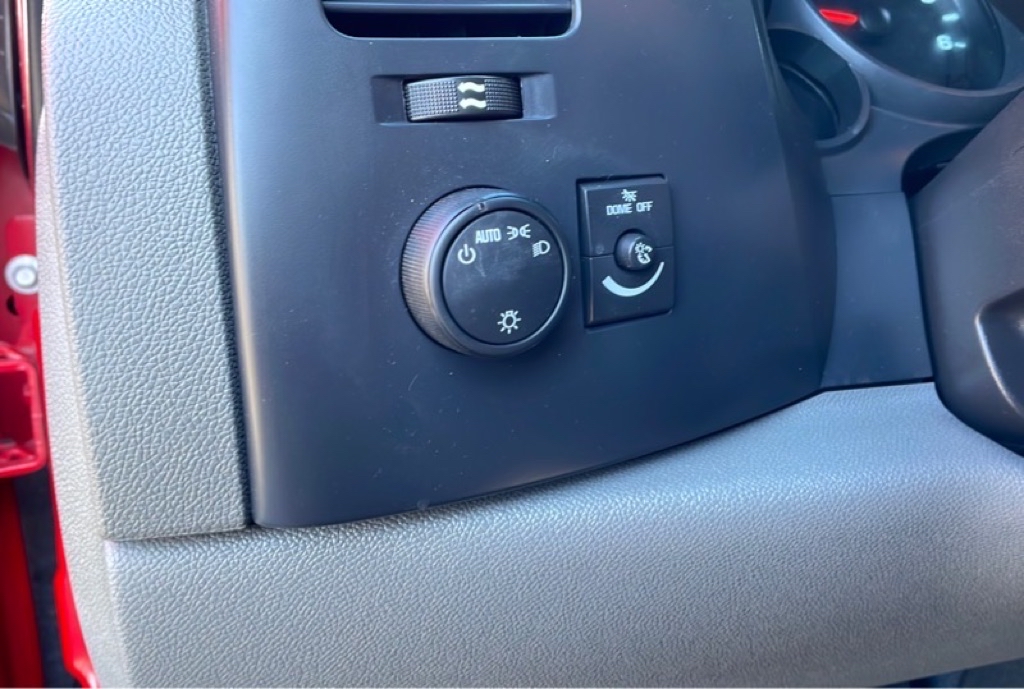 Photo 13 of this GMC SIERRA