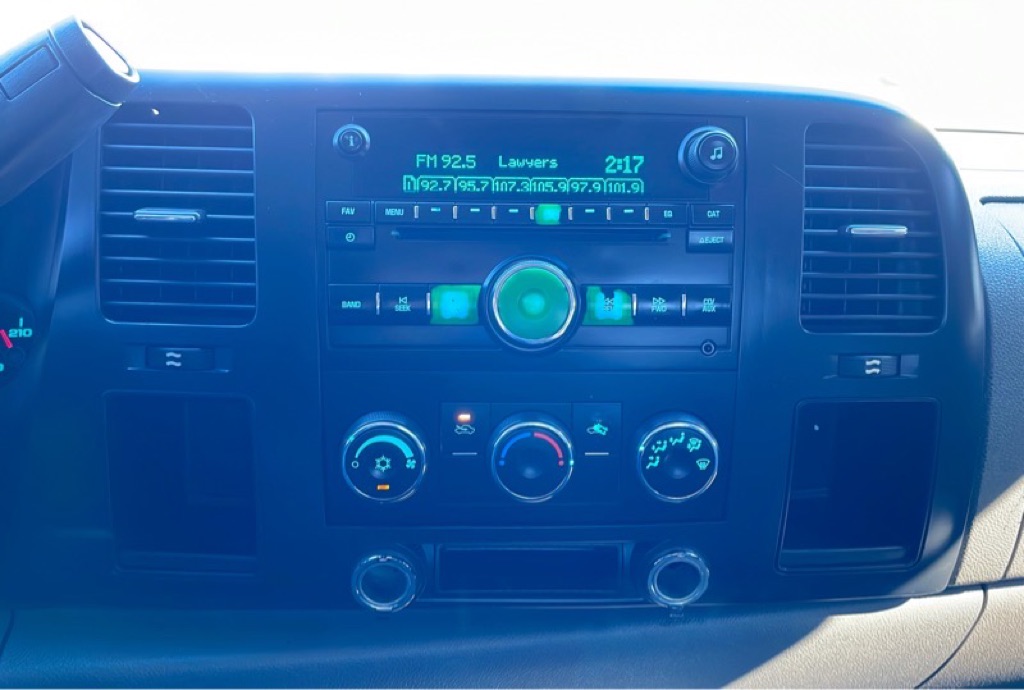 Photo 33 of this GMC SIERRA