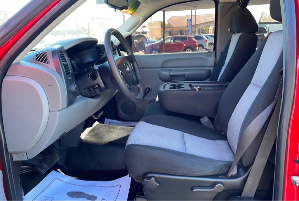 Photo 29 of this GMC SIERRA