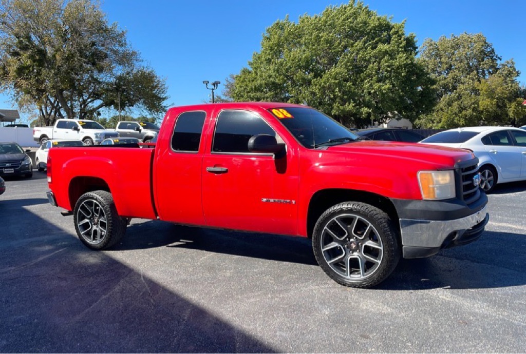 Photo 27 of this GMC SIERRA