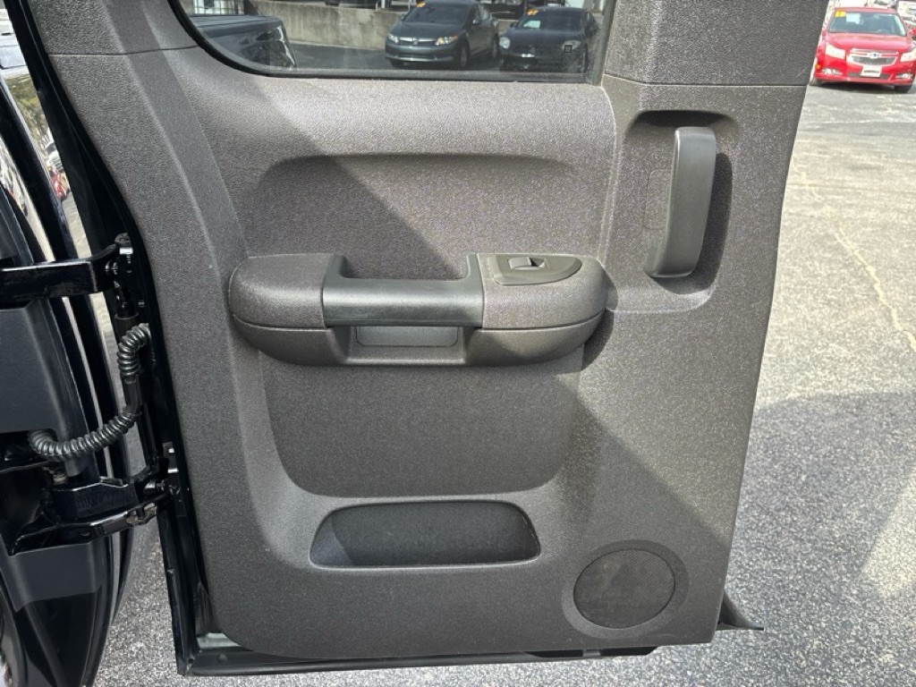 Photo 17 of this CHEVROLET SILVERADO 1500