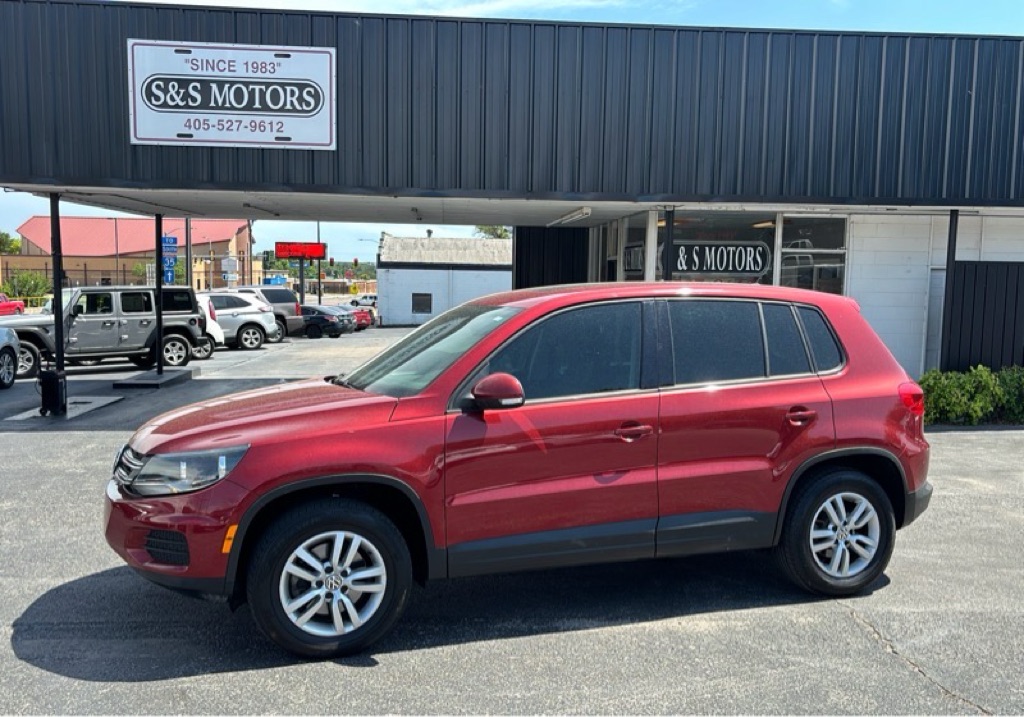 2012 VOLKSWAGEN TIGUAN