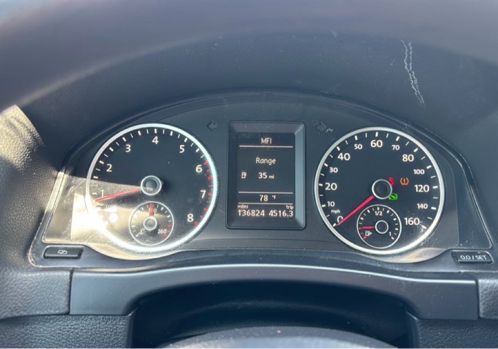 Photo 11 of this VOLKSWAGEN TIGUAN