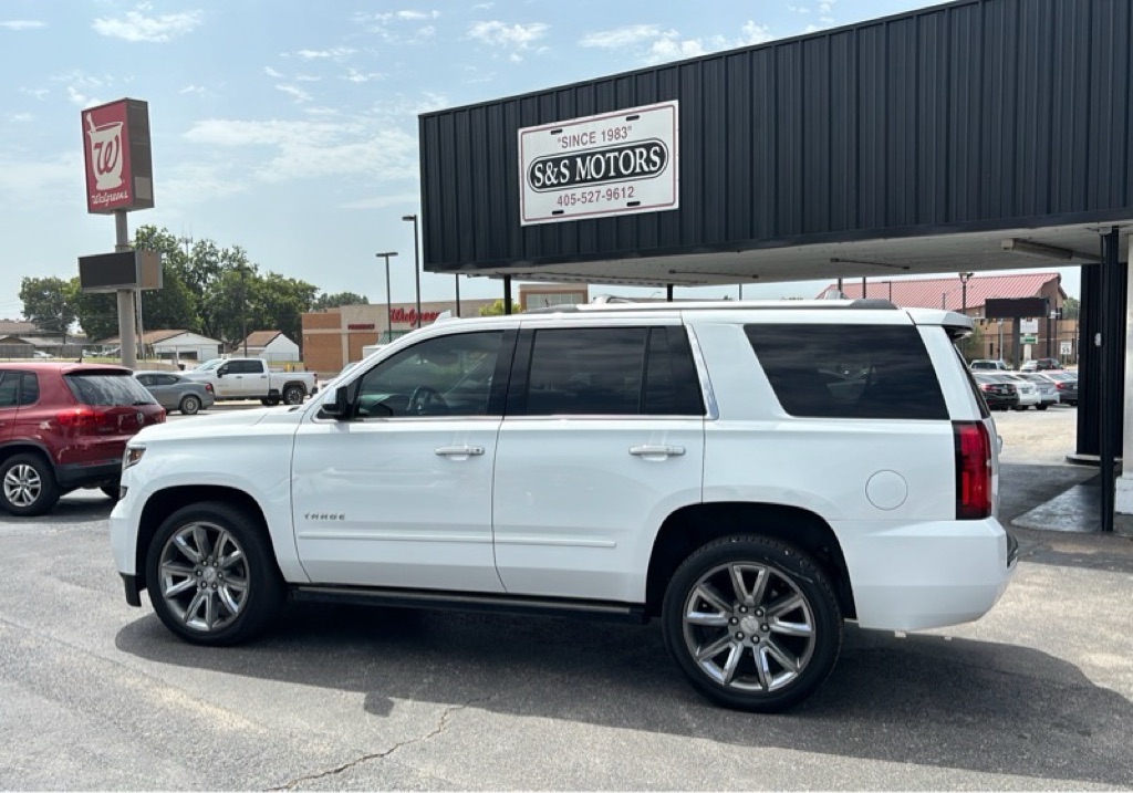 Photo 3 of this CHEVROLET TAHOE