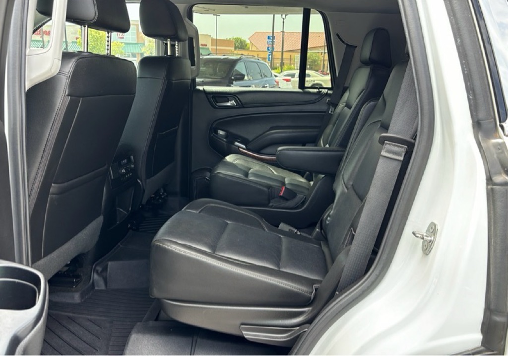 Photo 19 of this CHEVROLET TAHOE
