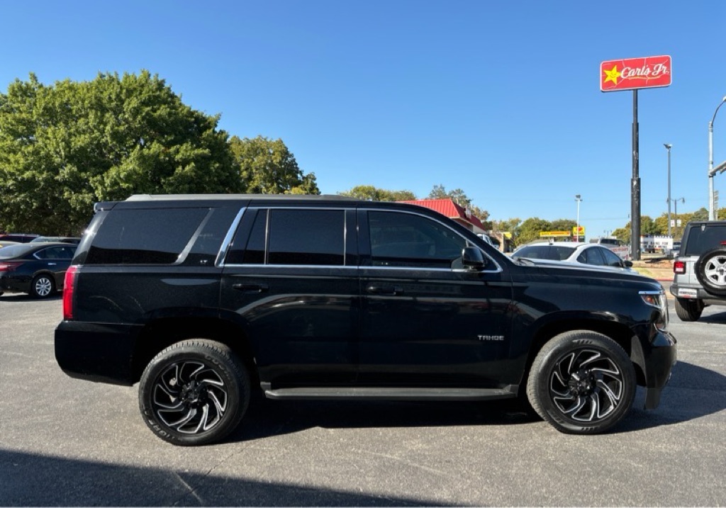 Photo 5 of this CHEVROLET TAHOE
