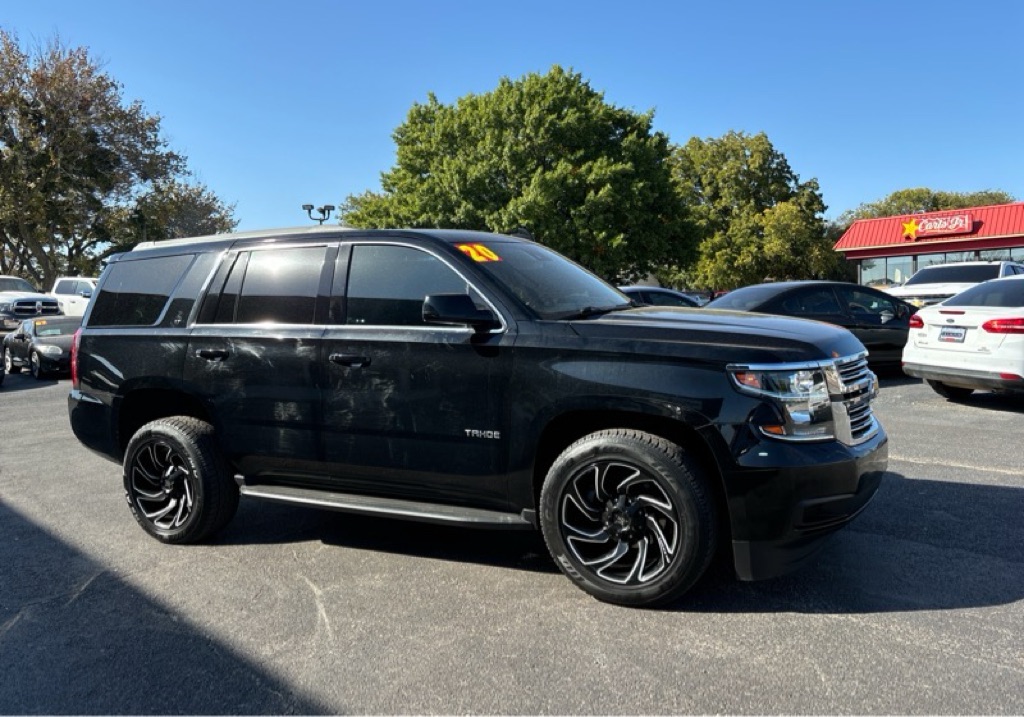 Photo 6 of this CHEVROLET TAHOE