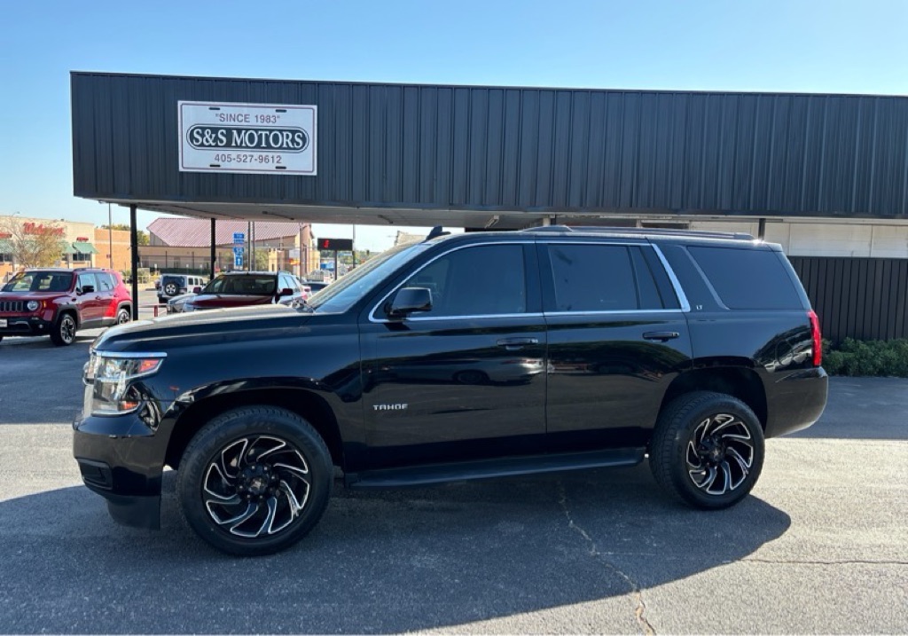 Photo 24 of this CHEVROLET TAHOE