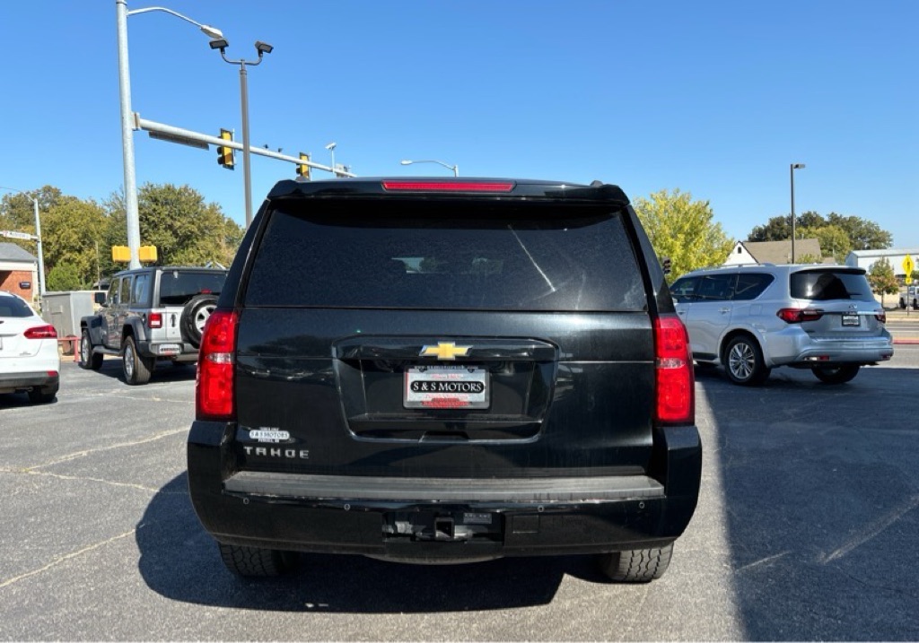 Photo 3 of this CHEVROLET TAHOE