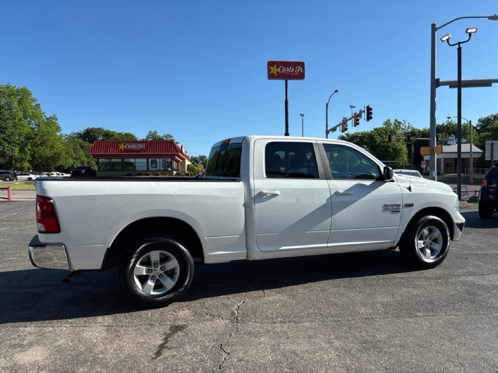 Photo 5 of this RAM 1500 CLASSIC