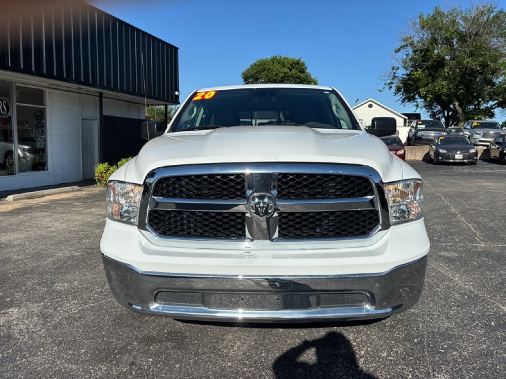 Photo 8 of this RAM 1500 CLASSIC