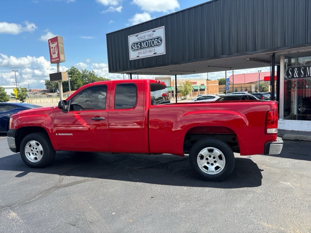 Photo 43 of this GMC SIERRA