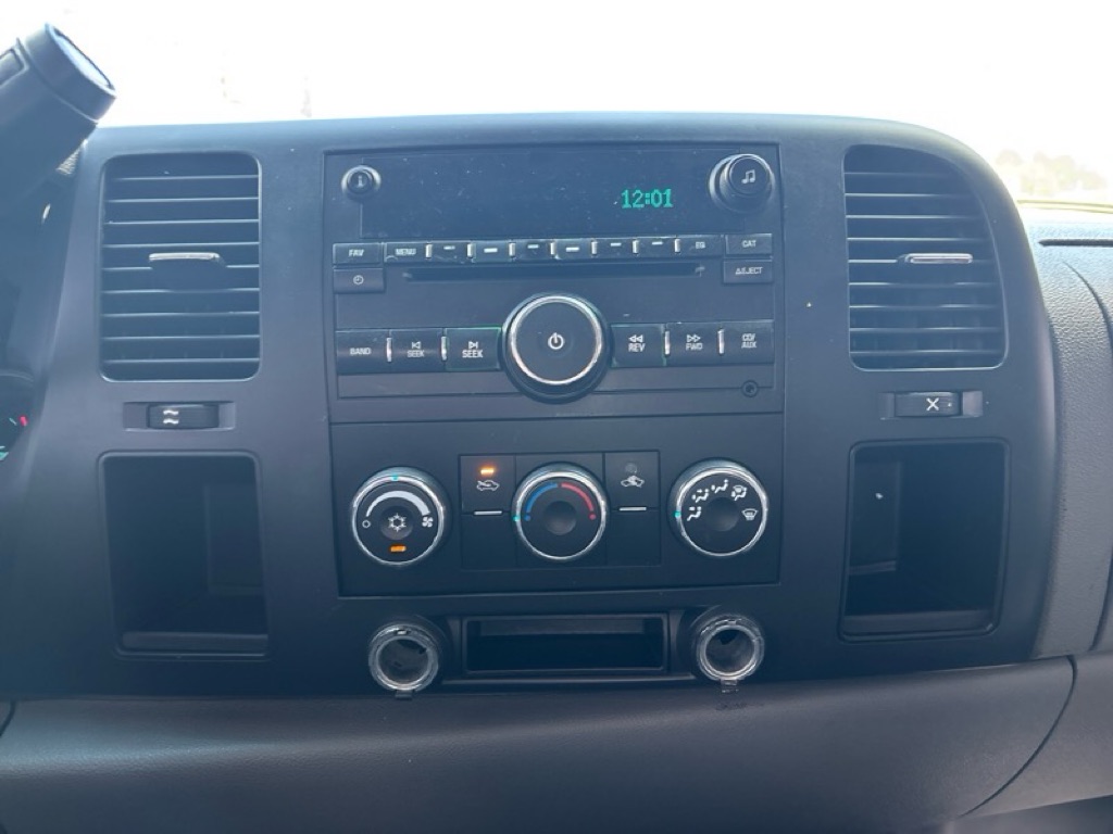 Photo 53 of this GMC SIERRA