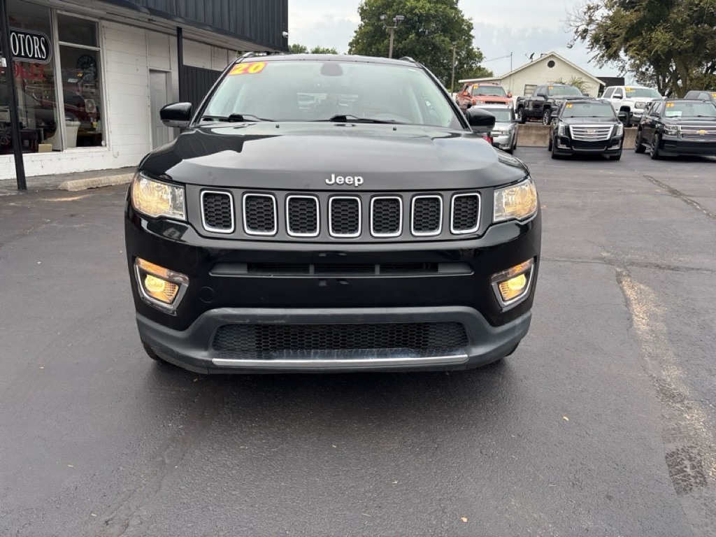 Photo 8 of this JEEP COMPASS
