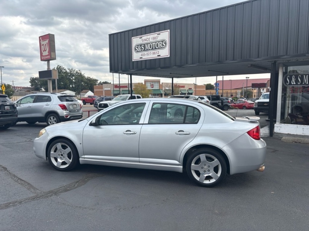 Photo 3 of this CHEVROLET COBALT