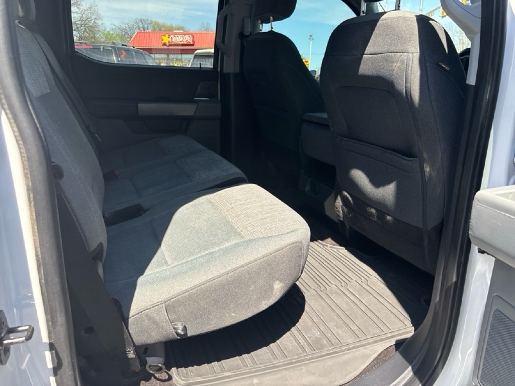 Photo 21 of this FORD F150
