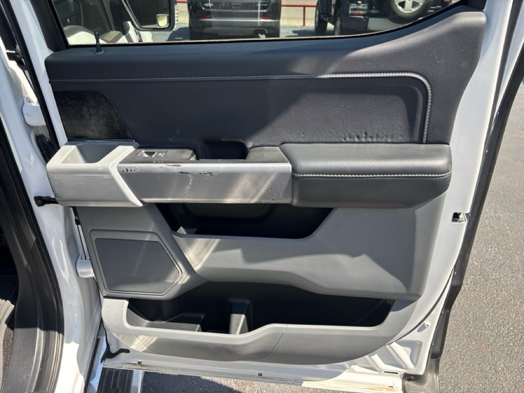 Photo 22 of this FORD F150