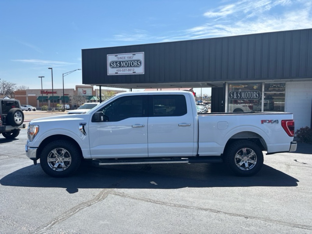 Photo 2 of this FORD F150