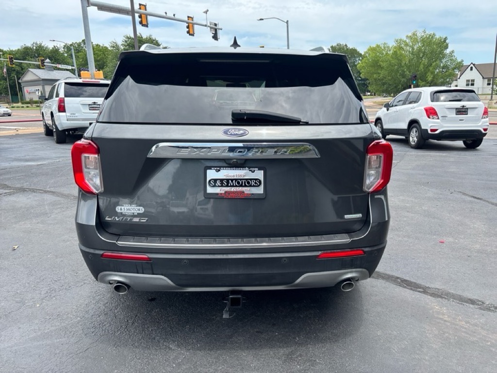Photo 4 of this FORD EXPLORER