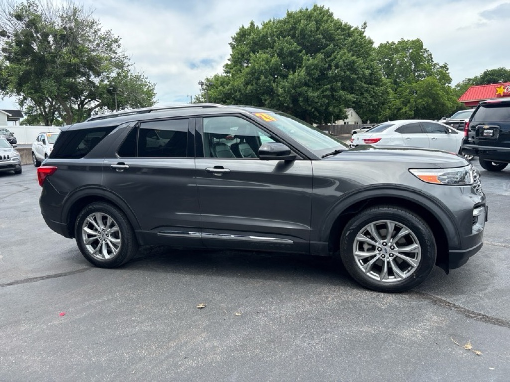 Photo 7 of this FORD EXPLORER