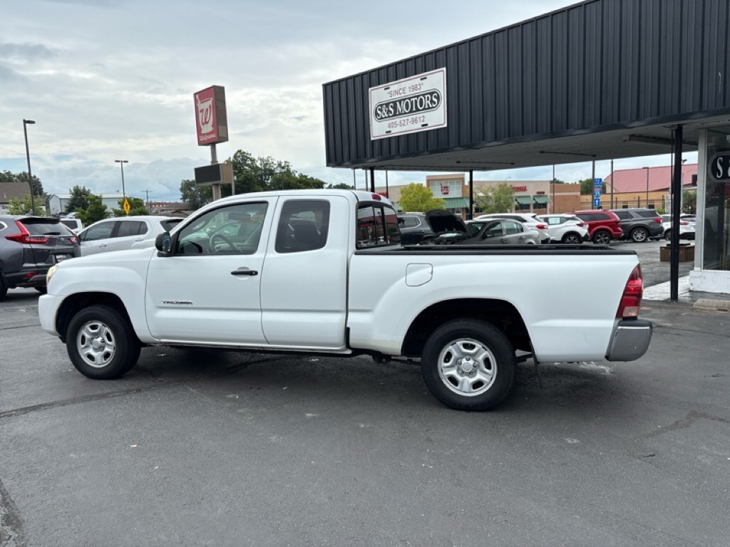 Photo 3 of this TOYOTA TACOMA