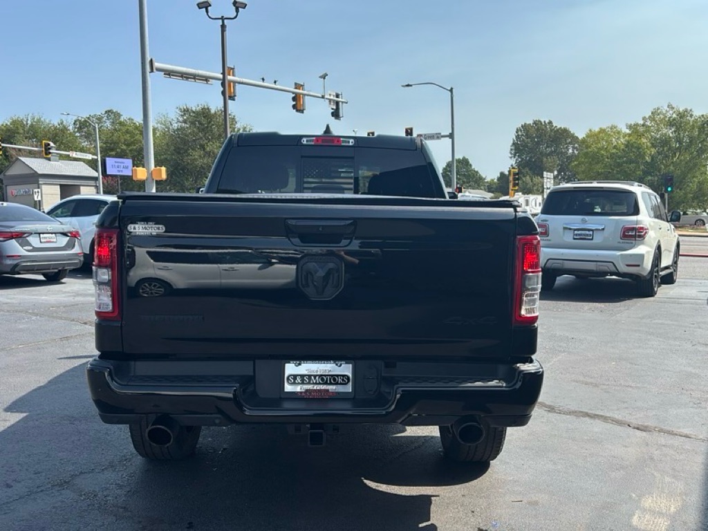 Photo 4 of this RAM 1500