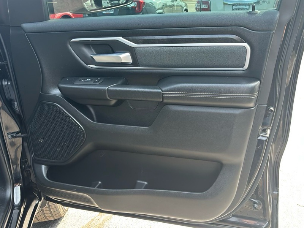 Photo 24 of this RAM 1500