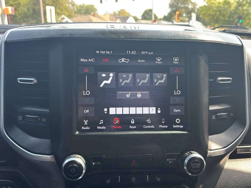 Photo 15 of this RAM 1500