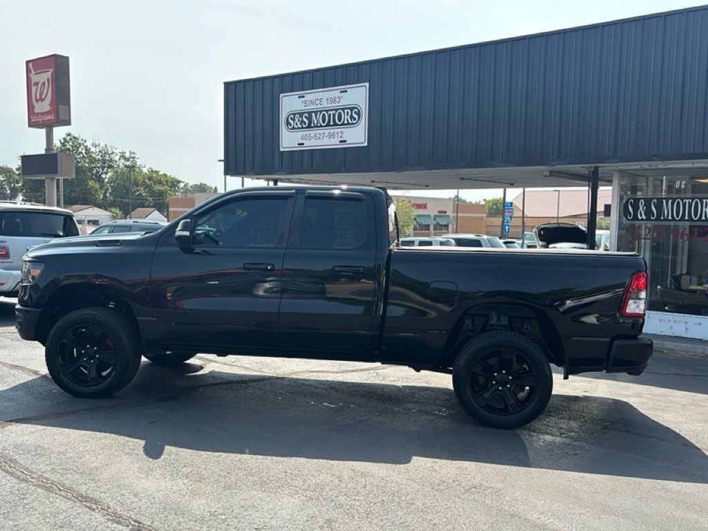 Photo 3 of this RAM 1500