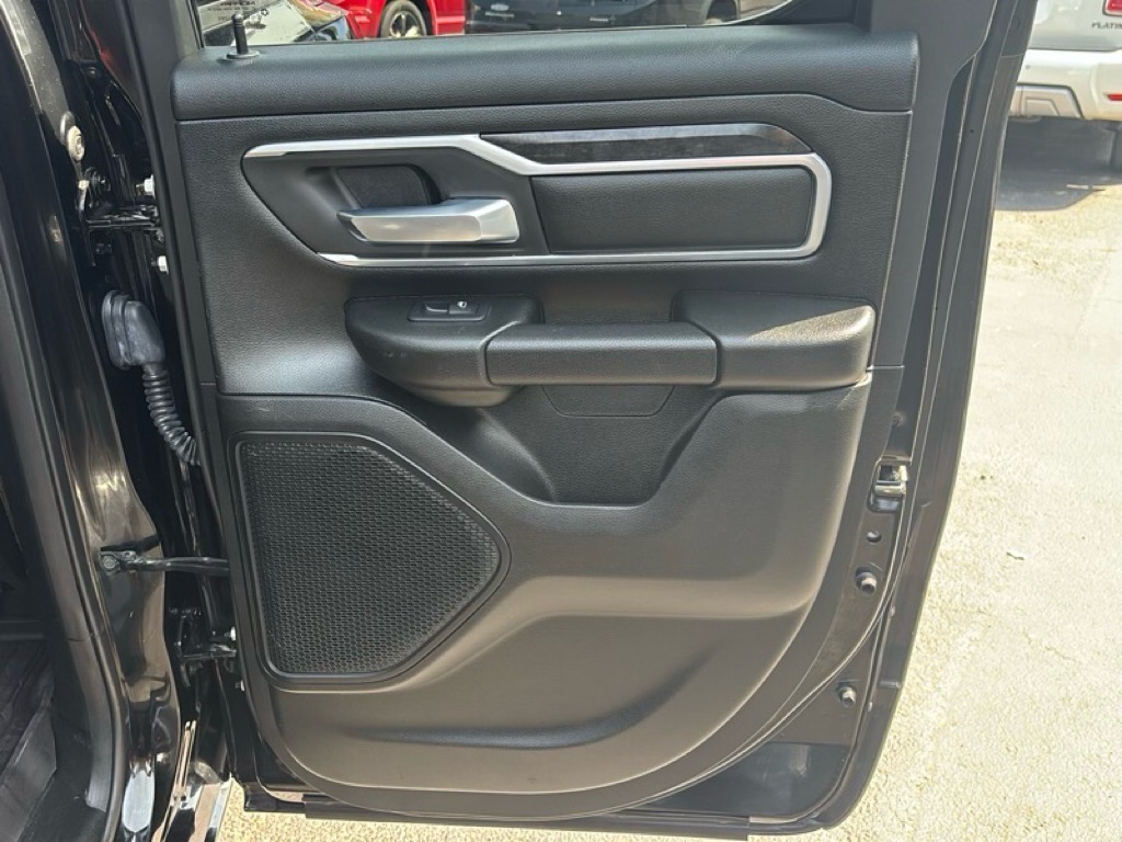 Photo 22 of this RAM 1500