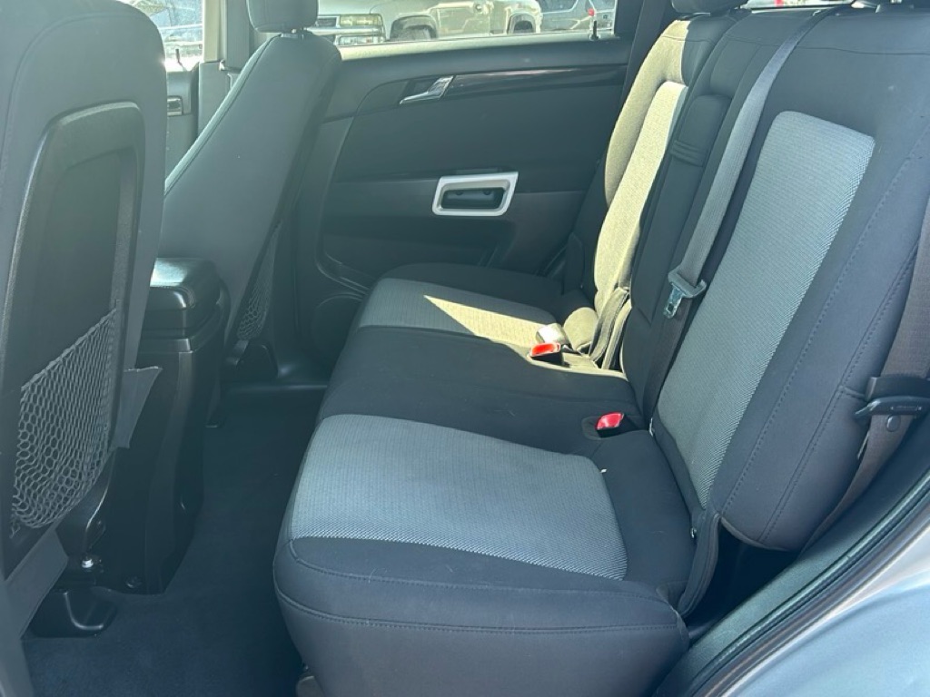 Photo 18 of this CHEVROLET CAPTIVA