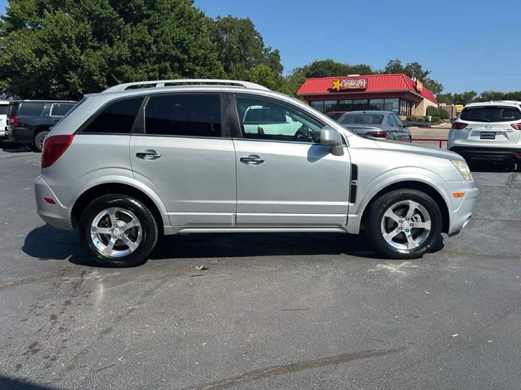 Photo 6 of this CHEVROLET CAPTIVA