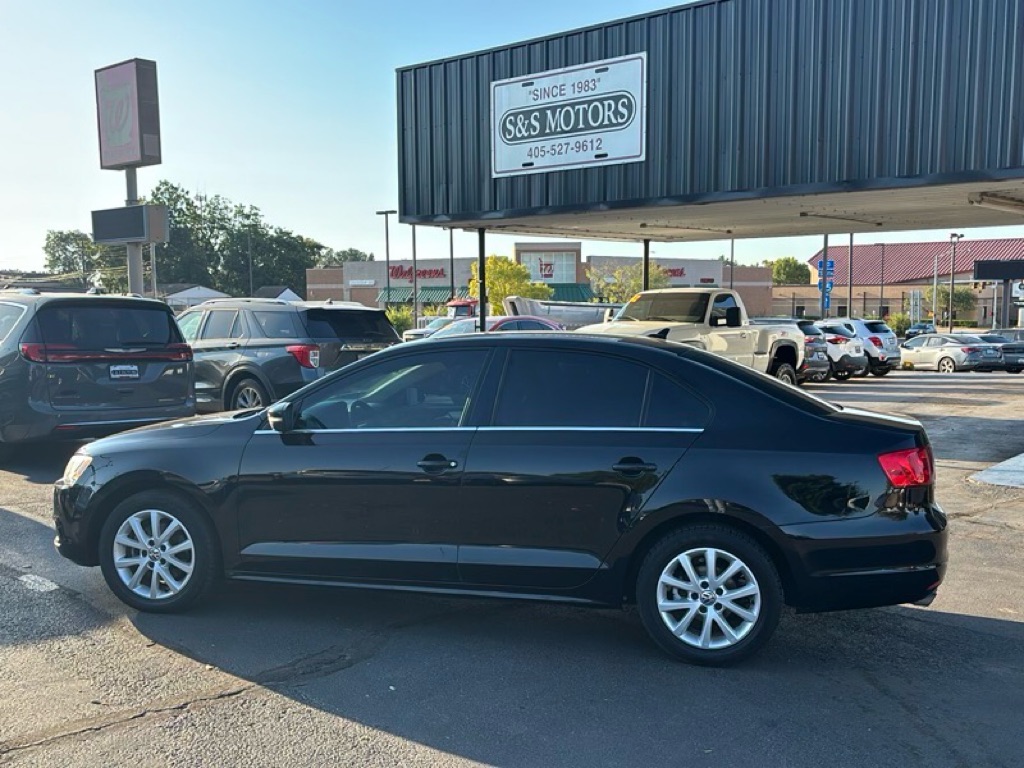 Photo 3 of this VOLKSWAGEN JETTA