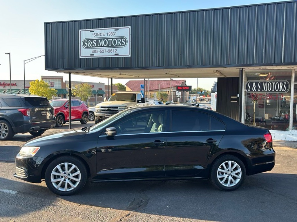 Photo 2 of this VOLKSWAGEN JETTA