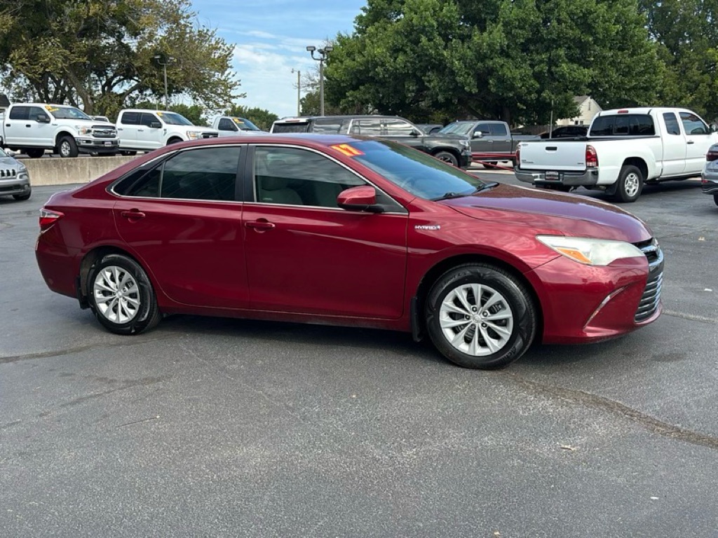 Photo 7 of this TOYOTA CAMRY