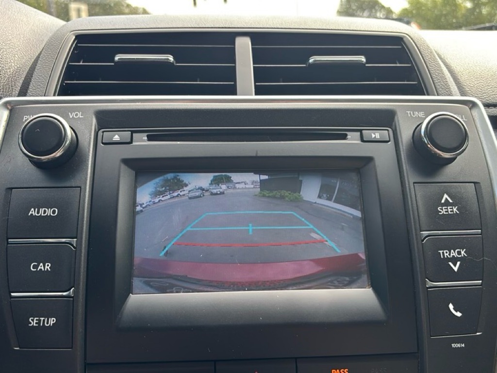Photo 17 of this TOYOTA CAMRY