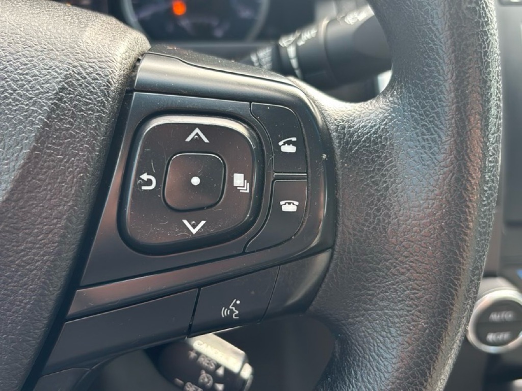 Photo 14 of this TOYOTA CAMRY