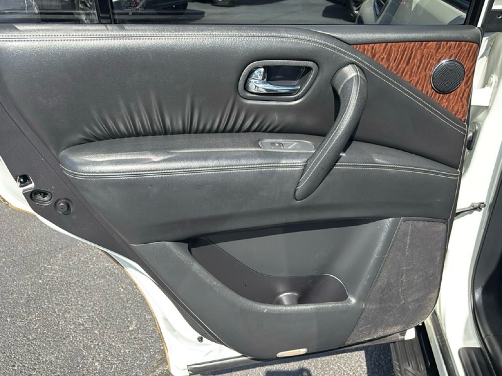 Photo 21 of this NISSAN ARMADA