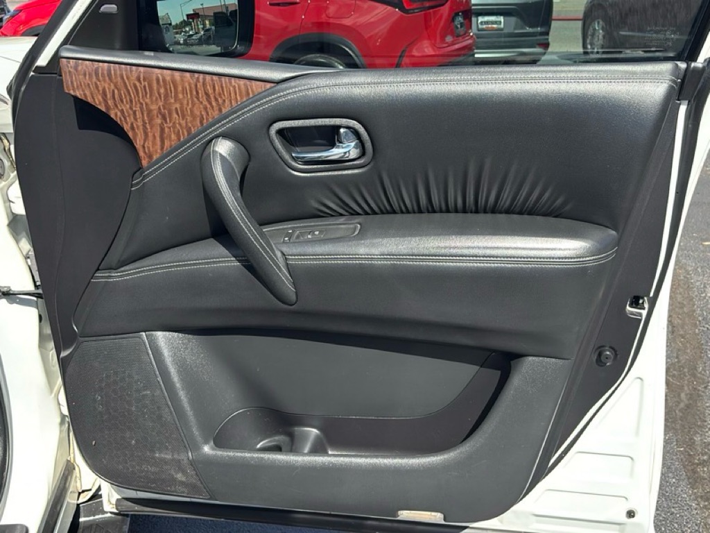 Photo 26 of this NISSAN ARMADA
