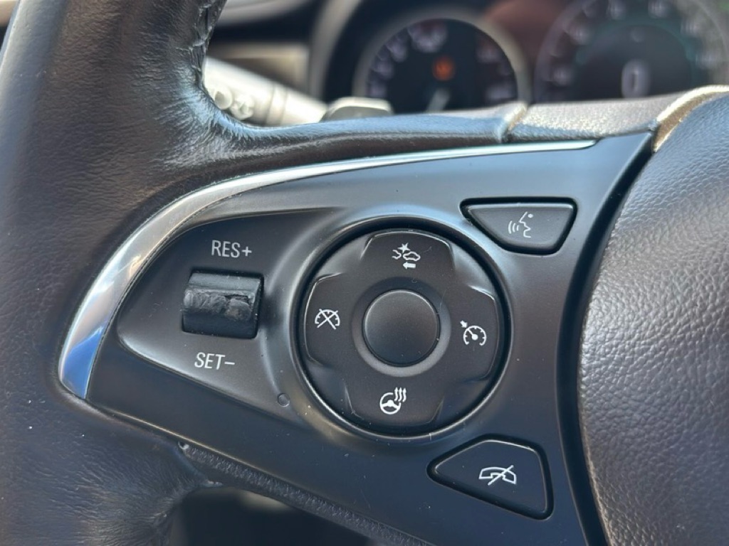 Photo 13 of this BUICK LACROSSE