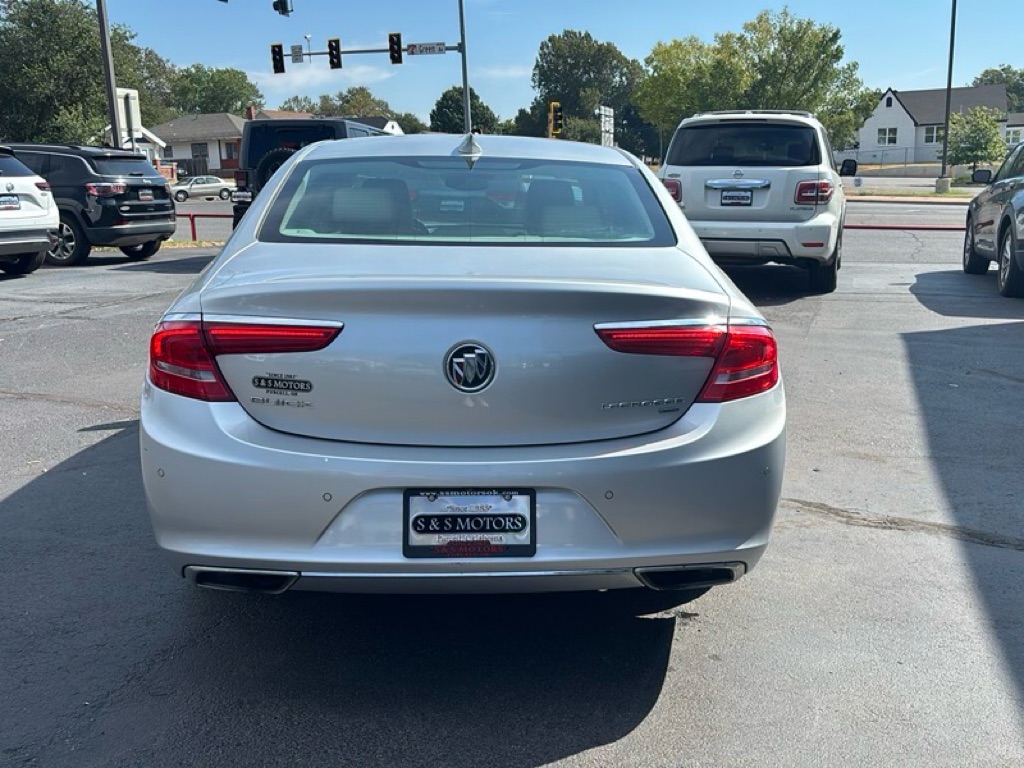 Photo 4 of this BUICK LACROSSE
