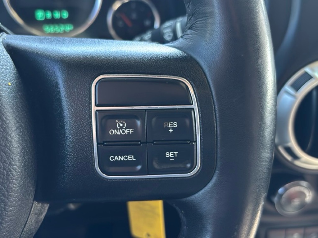 Photo 12 of this JEEP WRANGLER