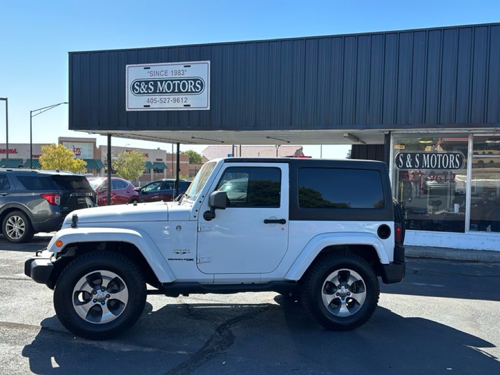 Photo 2 of this JEEP WRANGLER