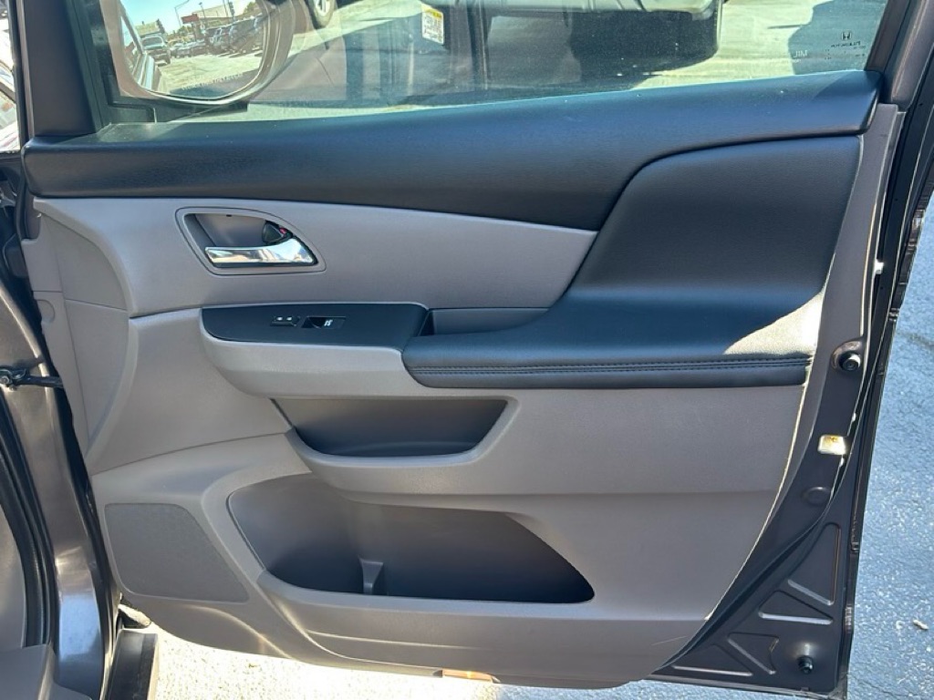 Photo 23 of this HONDA ODYSSEY