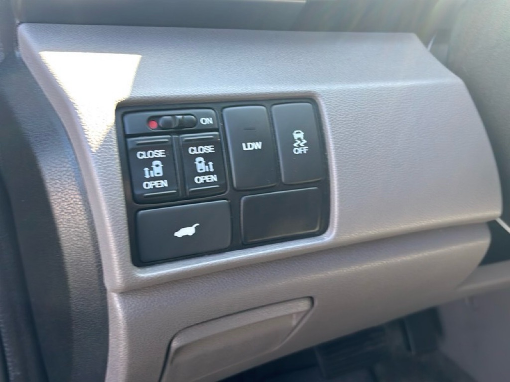 Photo 11 of this HONDA ODYSSEY