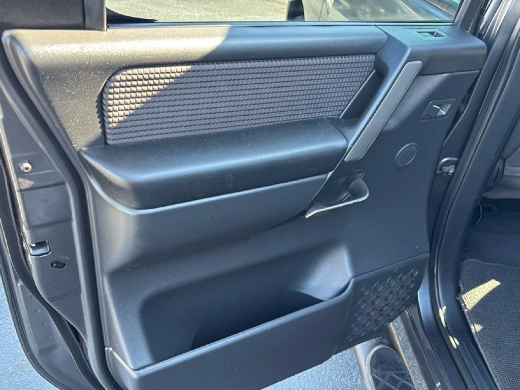 Photo 19 of this NISSAN TITAN