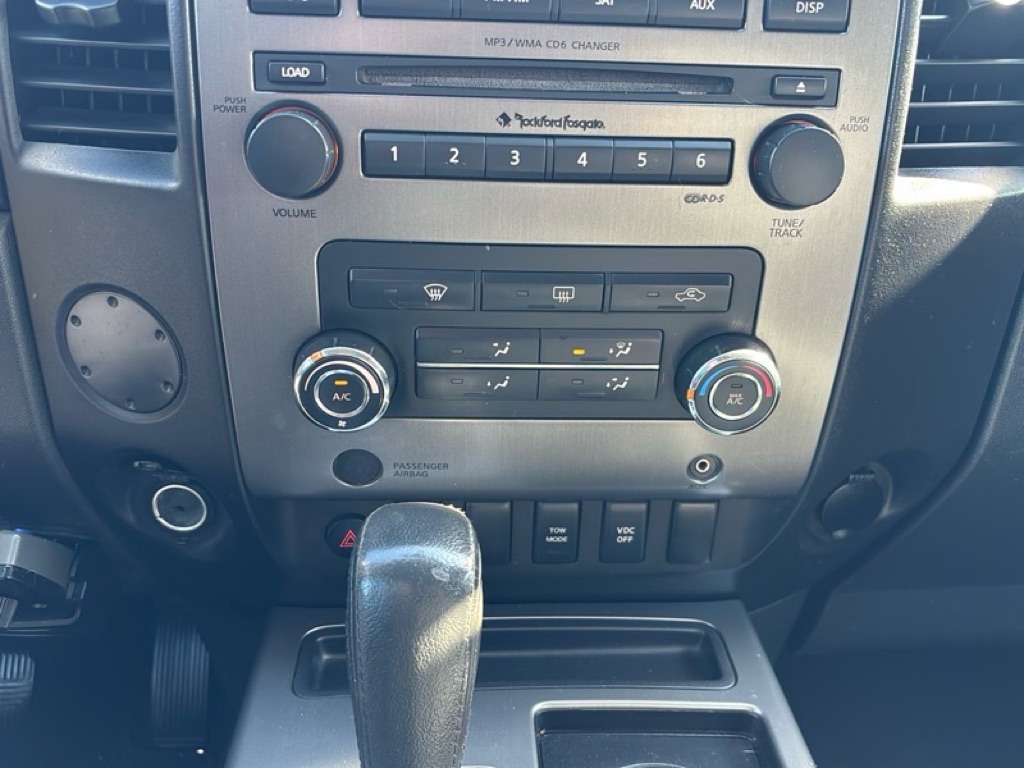 Photo 16 of this NISSAN TITAN