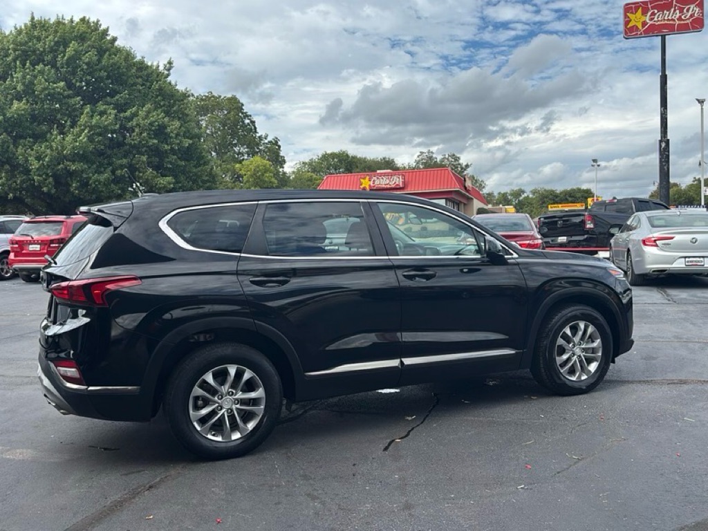 Photo 5 of this HYUNDAI SANTA FE