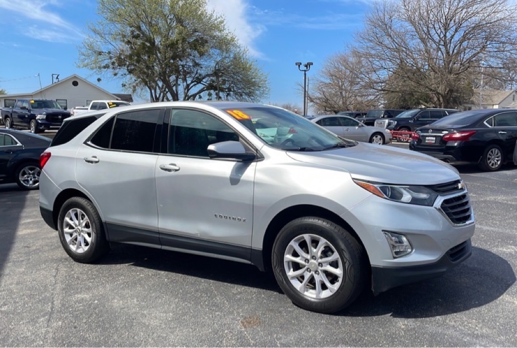 Photo 7 of this CHEVROLET EQUINOX