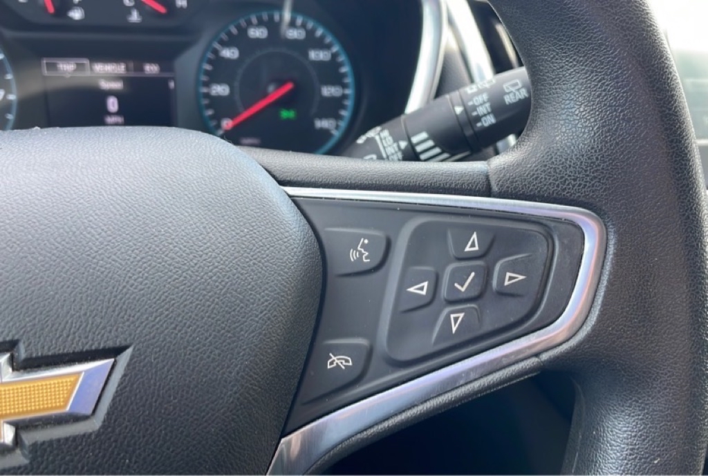 Photo 14 of this CHEVROLET EQUINOX